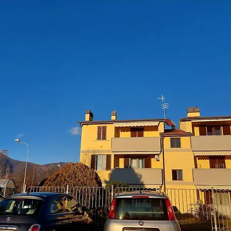 Casadolcecasa In The Relaxation Of Green Mountains And Lakes *